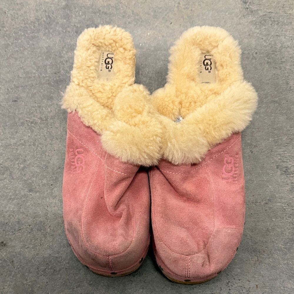 UGG vintage Women's Pink and Cream Shearling Mules